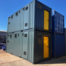 container-4
